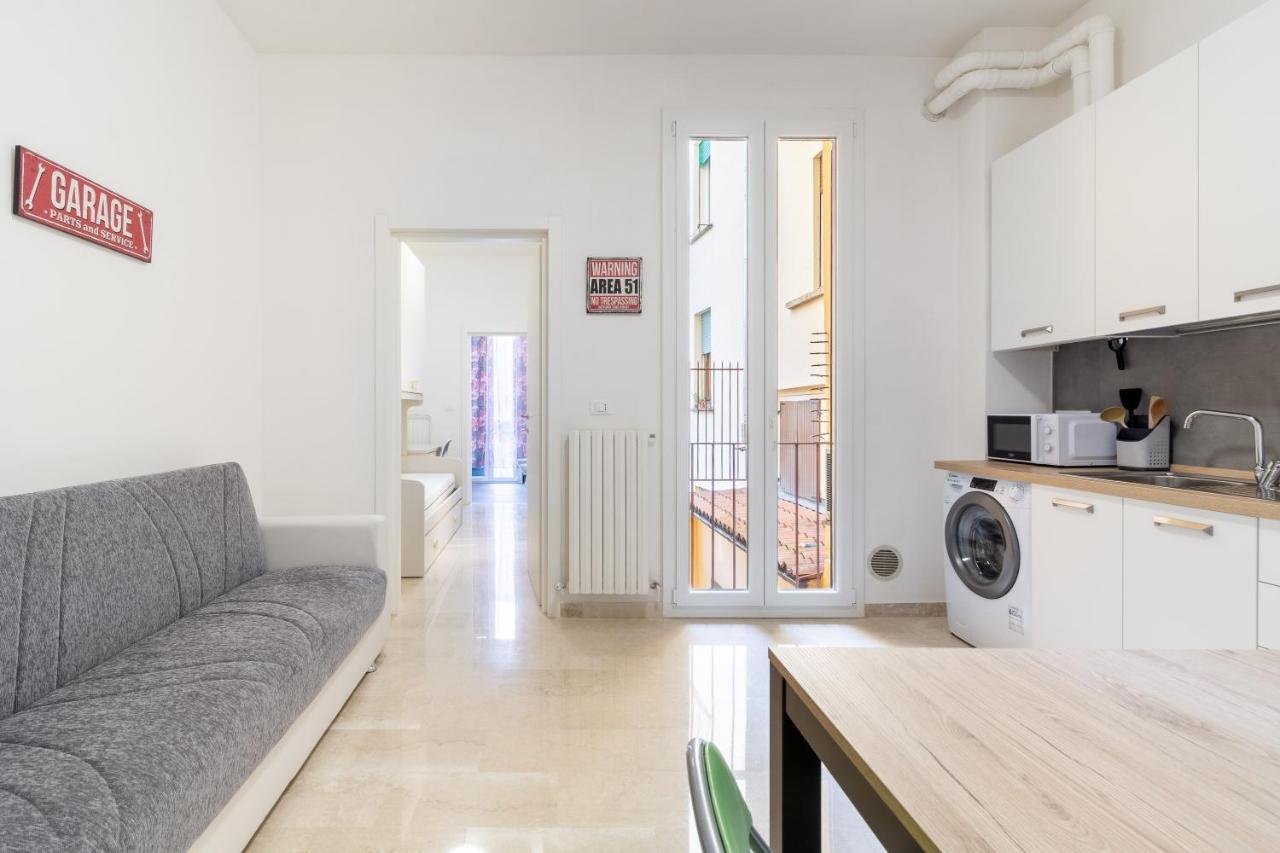 Апартаменты Housmart San Carlo 17 Болонья Экстерьер фото